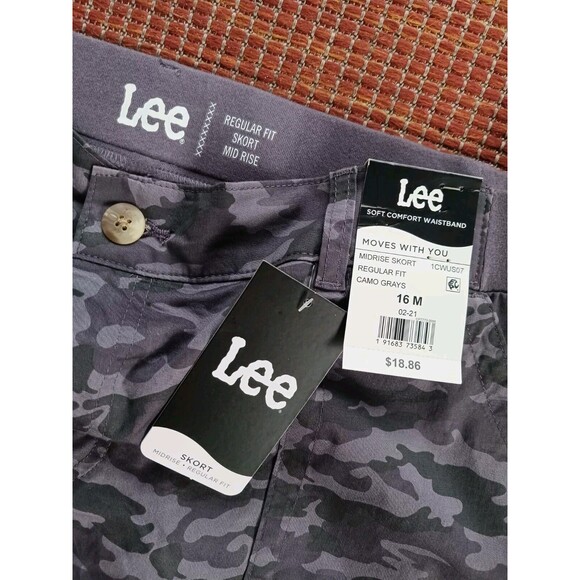 Lee Skort Womens 16 M Mid Rise Regular Fit Camo Gray New W Tags - Picture 2 of 4